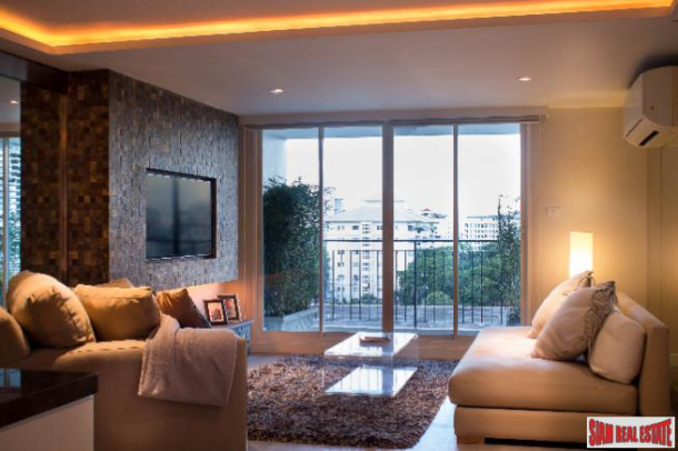 Baxtor Condominium  | Corner unit, Sweeping Views, Top floor, Fully Furnished-11