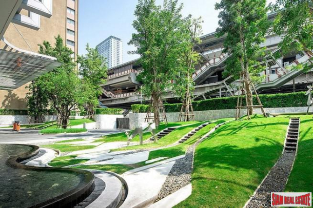 Pyne by Sansiri | Luxury One Bedroom for Sale with City & Pool Views very close to BTS Ratchathewii-11