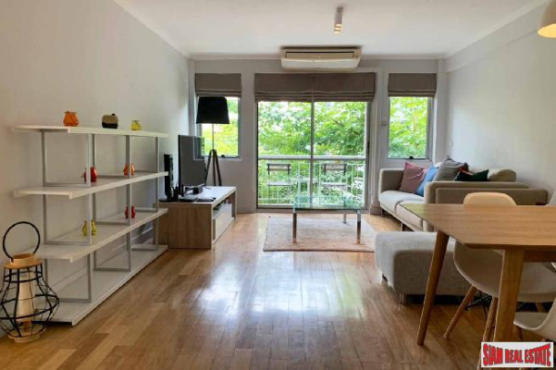 Raintree Villa | 2 Bedroom Thong Lo Corner Condo with 2 Balconies for Rent with Green Views from Two Balconies-12