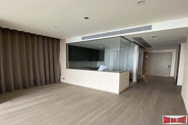 The ESSE Asoke | Excellent Two Bedroom Condo for Sale on the 39th Floor - Last Chance, Special Price !-16