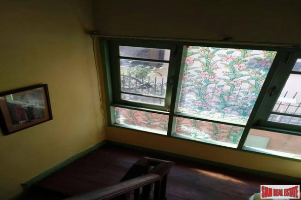 Perfect Place Ramkhamkhaeng 164 | Three Bedroom Two Storey House Located 600 m. from the New Orange Line-10
