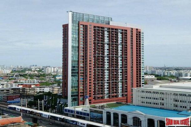 WYNE Sukhumvit | One Bedroom for Sale with Nice City and Pool Views in Phra Khanong-1