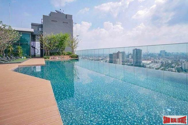 Life Sukhumvit 48 | Sunny One Bedroom on High Floor for Sale in Phra Khanong-2