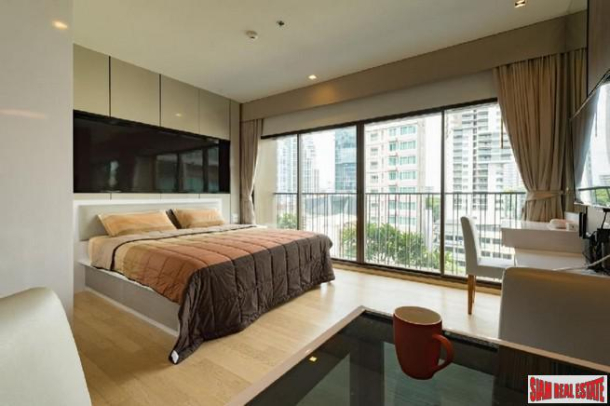 Noble Refine | One Bedroom, Excellent Location, Pool Views in Phrom Phong-5