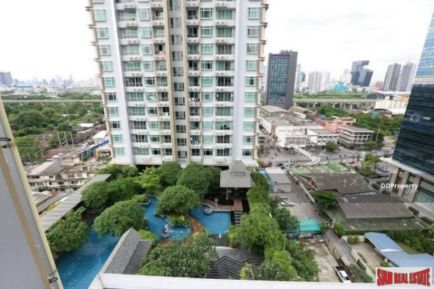 Circle Petchaburi | Unique Two Bedroom / Two Unit Combo Condo with Excellent City Views-10
