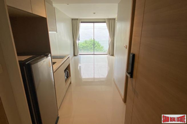 SOCIO Reference 61 |  1 Bed Unit on the 4th Floor for Sale at Sukhumvit 61, Ekkamai-7