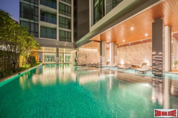 The Room Sukhumvit 69 | One Bedroom Condo with Pool & Garden Views in Phra Khanong-6