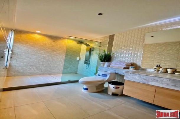 Baan Haat U Tong | Luxurious & Large Three Bedroom Condo in Pattaya City with Direct Sea Views-4