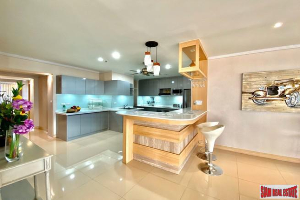 Baan Haat U Tong | Luxurious & Large Three Bedroom Condo in Pattaya City with Direct Sea Views-6