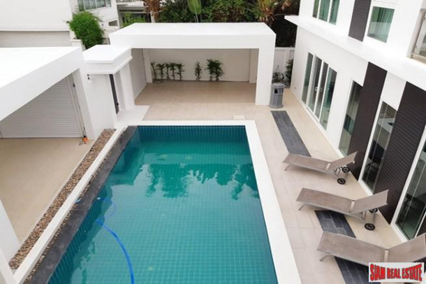 Palm Oasis House | Spacious Private Five Bedroom Pool Villa for Sale in Pattaya City-8