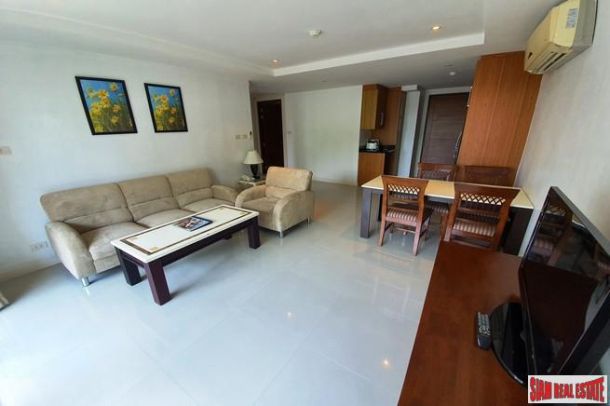 Jomtien Beach Penthouses | Luxurious Two Bedroom Condos for Sale Near Pattaya's Favorite Beach-15