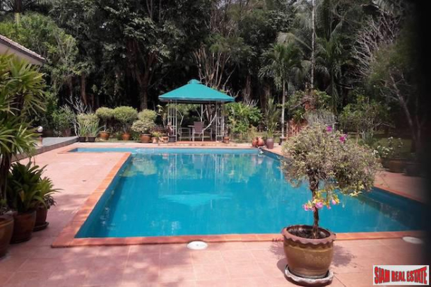 Lovely Three Bedroom Garden House with Private Pool and Fruit Plantation in Khao Thong-12