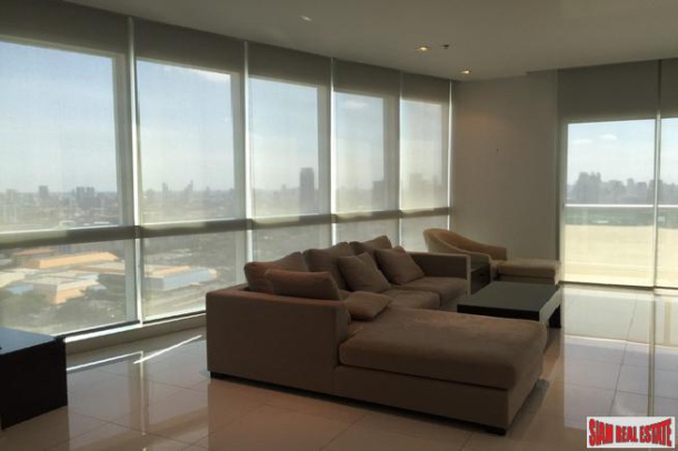 Millennium Residence | Three Bedroom Condo for Rent on the 32nd Floor and Benjasiri Park Views-19