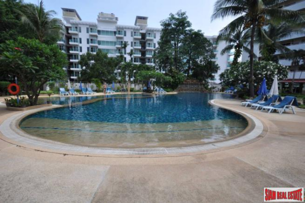 Phuket Palace Condo | Patong 48 sqm Studio for Sale only 700 m. to the Beach-1
