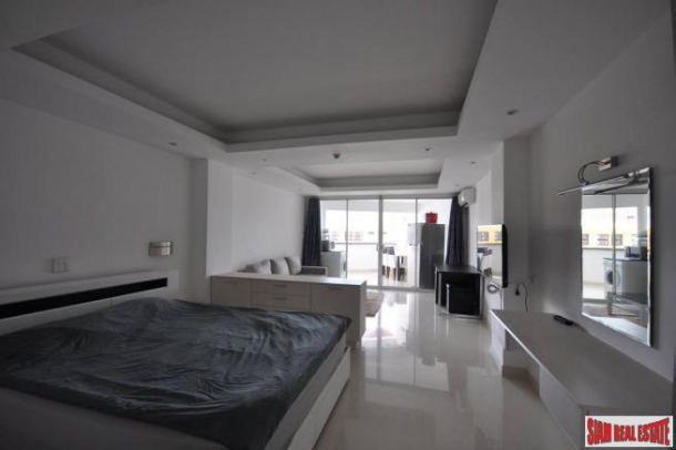 Phuket Palace Condo | Patong 48 sqm Studio for Sale only 700 m. to the Beach-3
