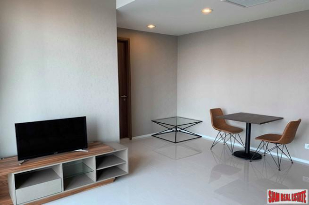 Menam Residences Condominium | One Bedroom with Super River Views for Sale  in Saphan Taksin-7