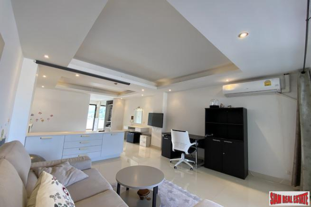 Phuket Palace Condo | Sea View 48 sqm Studio for Sale only 700 m. to the Beach-12