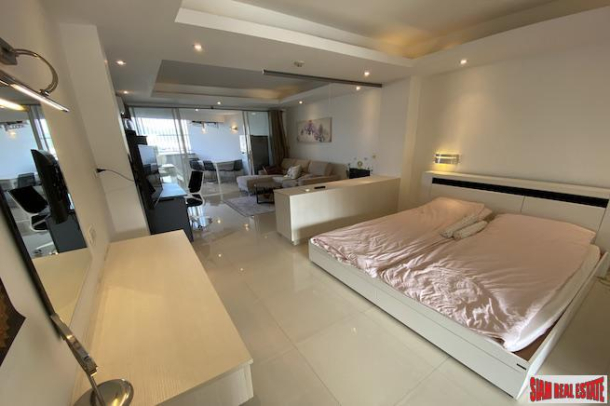 Phuket Palace Condo | Sea View 48 sqm Studio for Sale only 700 m. to the Beach-17