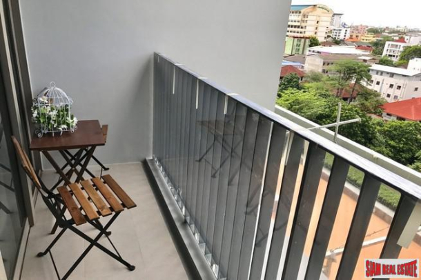 Nara 9 | Modern Two Bedroom Condo for Rent only 700 m. to BTS Chong Nonsi-15