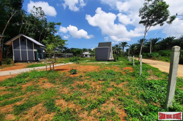 Land Plot for Sale with 3 Small Houses in Quiet Area of Nong Thaley - Good for Business Investment or Private Residence-8