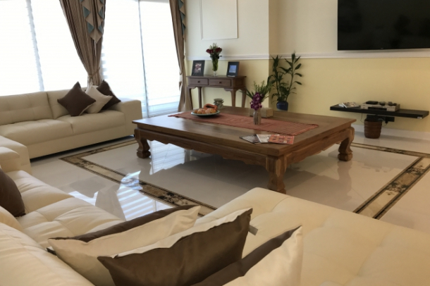 Baan Sathorn Chaophraya | Riverside Luxury 3 Bed Penthouse for Rent-4