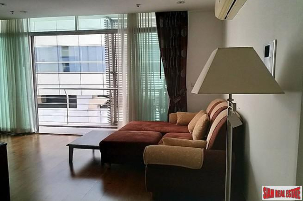 Master Centrium | Spacious One Bedroom for Rent in Asoke with Pool Views & Great Price-4