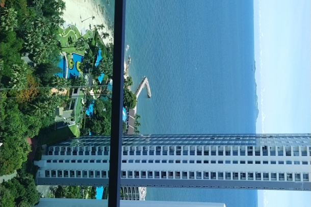 Wong Amat Tower | Amazing Sea Views from this 1 Bed on the 36th Floor at this 5 Star Beach Condo-2