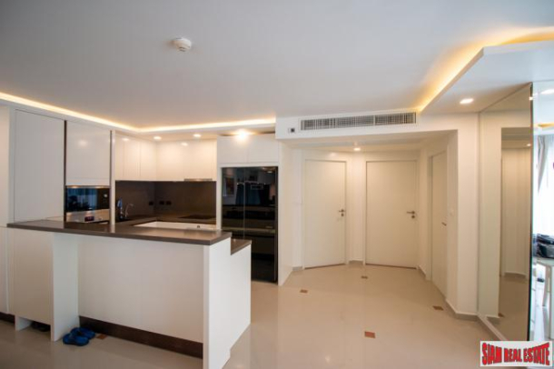 City Garden Condominium Pattaya | Spacious and Centrally Located Large 2 Bed Condo on 7th Floor-16