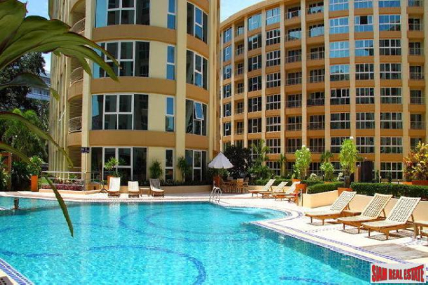 City Garden Condominium Pattaya | Spacious and Centrally Located Large 2 Bed Condo on 7th Floor-17
