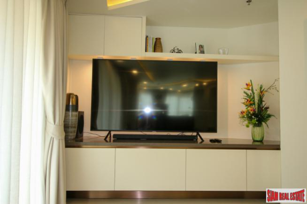 City Garden Condominium Pattaya | Spacious and Centrally Located Large 2 Bed Condo on 7th Floor-25