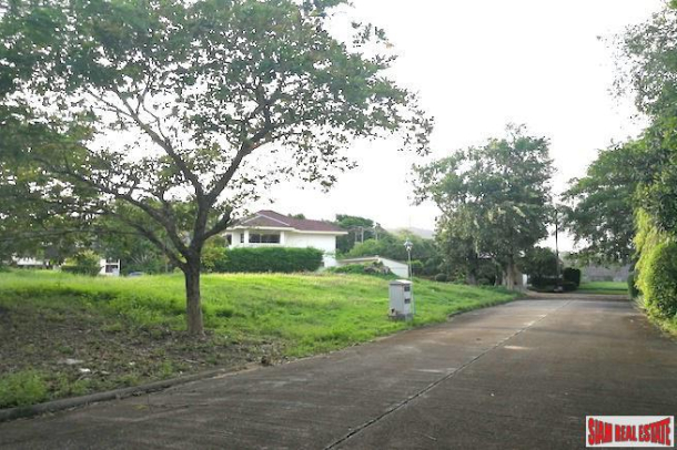 Baan Prangthong | Land for Sale in Secure Estate - Perfect to Build a New Single Family Home-1