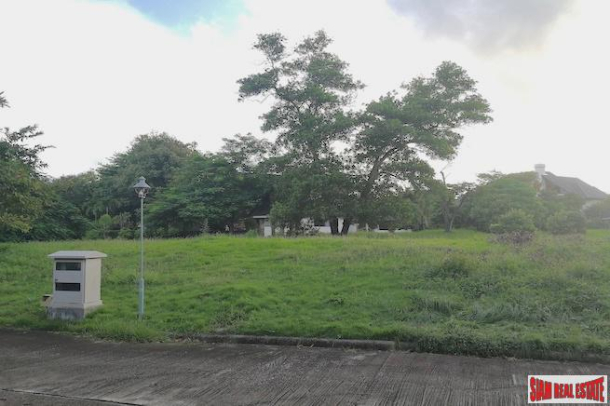 Baan Prangthong | Land for Sale in Secure Estate - Perfect to Build a New Single Family Home-3