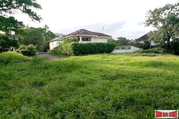 Baan Prangthong | Land for Sale in Secure Estate - Perfect to Build a New Single Family Home-5