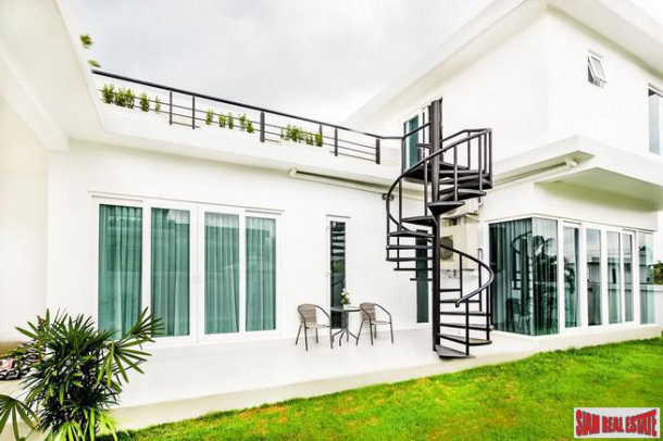 Luxurious Five Bedroom Pool Villas in New Na Jomtien Development-14