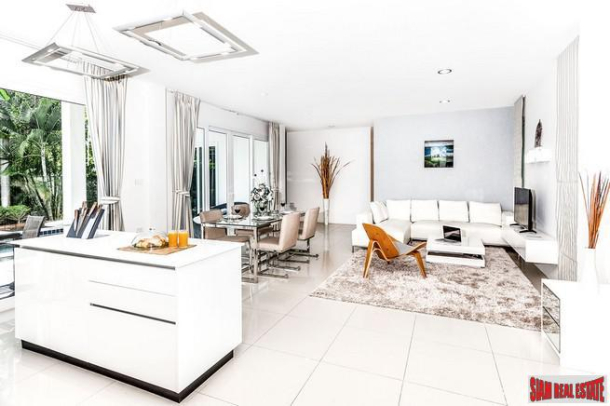 Luxurious Five Bedroom Pool Villas in New Na Jomtien Development-20