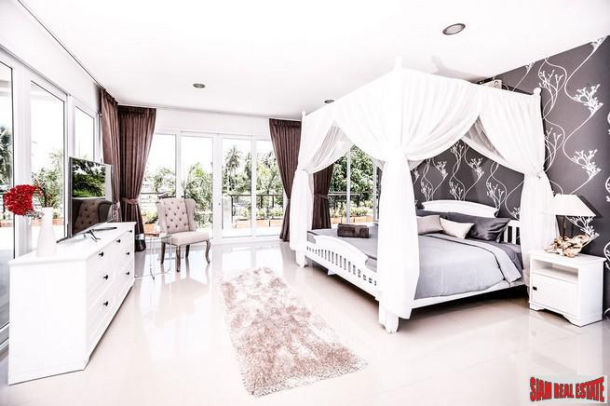 Luxurious Five Bedroom Pool Villas in New Na Jomtien Development-23