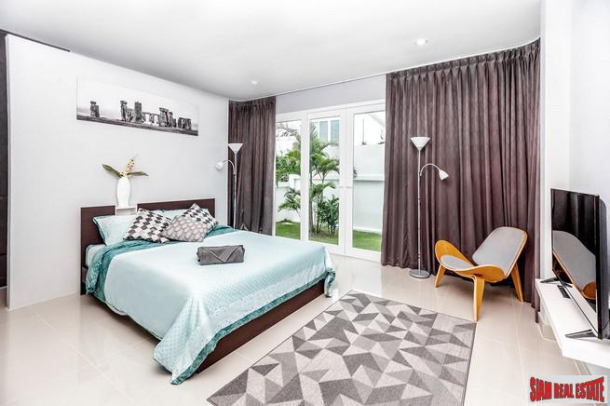 Luxurious Five Bedroom Pool Villas in New Na Jomtien Development-5