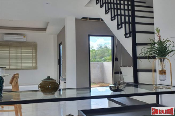 New Development of High Quality Town-Houses with Communal Pool at in the Heart of Krabi-6