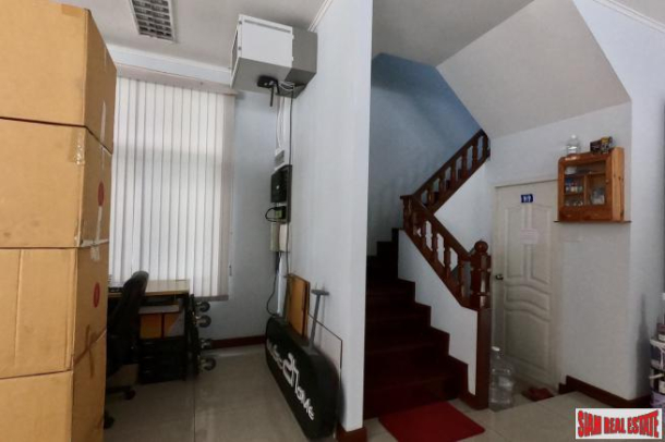 Four Storey Home Office with Music Studio and Roof Garden at Ramkhamhaeng Road Area-14