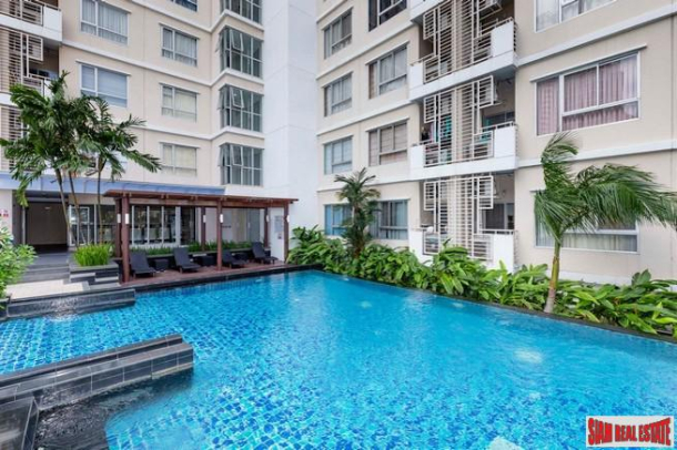 Condo One X Sukhumvit 26 | Bright and Spacious One Bedroom Close to BTS Phrom Phong-1