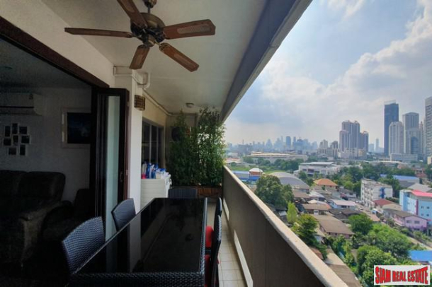 Baan Sukhumvit 36 | Beautiful City Views and Large Balcony at this 2 Bed Condo in Thong Lor Area, Close to Rama 4 Road-1