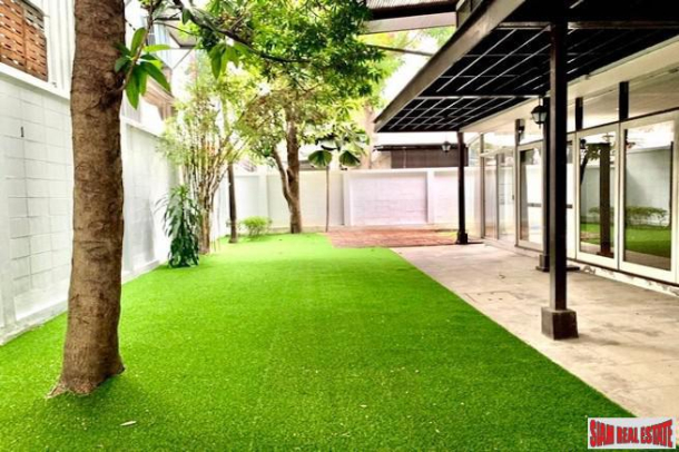 Three Bedroom Stand Alone House for Rent Five Minutes from BTS Thong Lo - Pet Friendly & Large Garden!-9