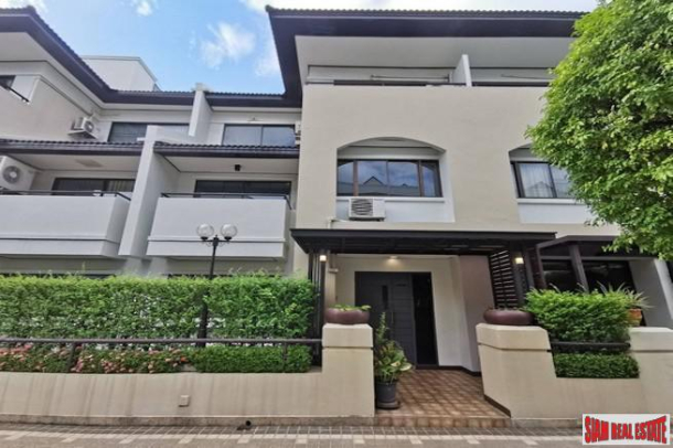 Baan Charoenmitr | Large Family Style Three Bedroom Townhouse for Sale on Quiet Ekkamai Alley-7