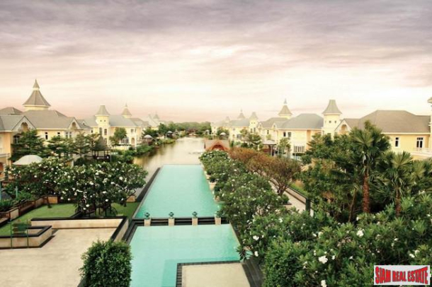 The Royal Residence, Kaset Navamin | Luxury Five Bedroom Villa for Sale in Award Winning Private Lat Phrao Estate-2