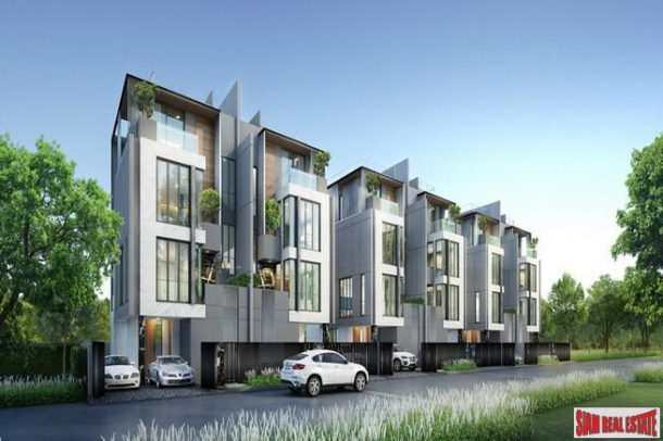 Secure Estate of Luxury Town Homes in Construction at Sukumvit 101, Phunnawithee-17