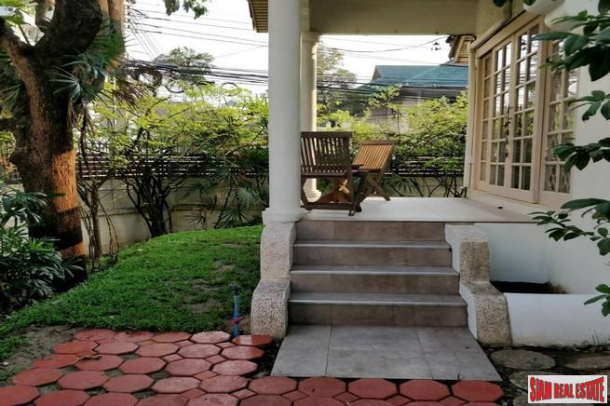 3 Bed Two Storey Pet Friendly House with Garden in Excellent Location Between Phrom Phong and Thong Lor, Sukhumvit 34-15