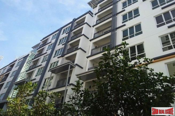 Vogue Sukhumvit 16 | Two Bedroom Fully Furnished Condo for Sale in Low Rise Building Near BTS & MRT-10