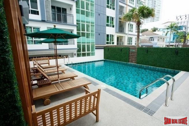 Vogue Sukhumvit 16 | Two Bedroom Fully Furnished Condo for Sale in Low Rise Building Near BTS & MRT-9