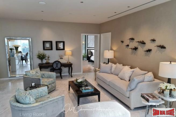 Four Seasons Private Residences | Elegant Two Bedroom Condo for Rent with Outstanding City Views-10