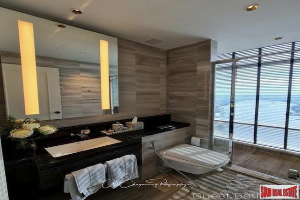 Four Seasons Private Residences | Elegant Two Bedroom Condo for Rent with Outstanding City Views-13
